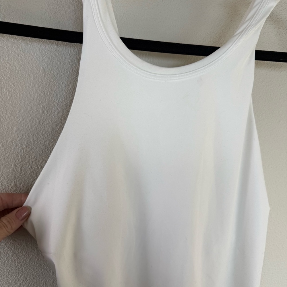 Vuori Volley Dress White Active Tennis Pickleball Athleisure Women’s Size Large - Picture 7 of 15